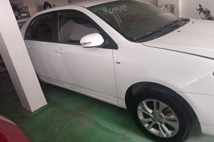 Used BYD F3 2015 Energy-Saving Edition 1.5L Manual Luxury Model
