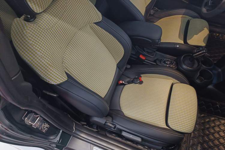 Used  MINI 2023 2.0T COOPER S Obsession Edition
