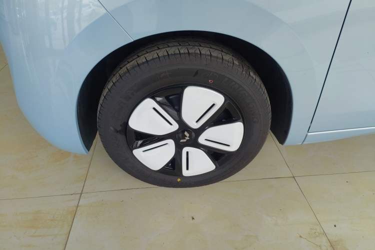 Used Wuling Hongguang MINIEV 2025 Four-Door Version Advanced Edition
