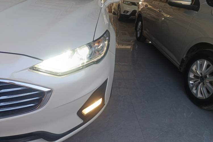 Used Ford Mondeo 2020 EcoBoost 180 Stylish Model
