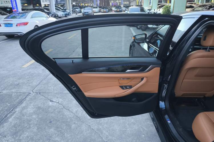 Used BMW 5 Series 2018 Revised Version 530Li Leading Edition Luxury Package
