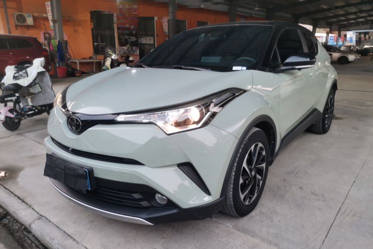 Used Toyota IZOA 2018 2.0L Yichi Edition China V Standard