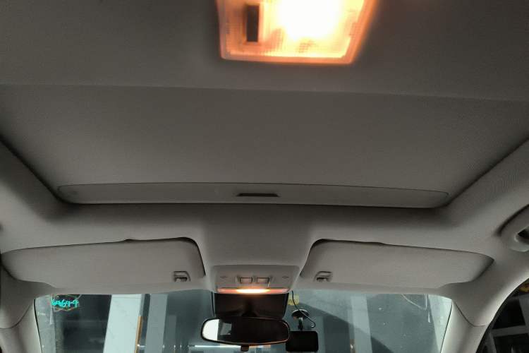 Used Buick Encore 2014 1.4T Automatic Two-Wheel Drive Urban Elite Model
