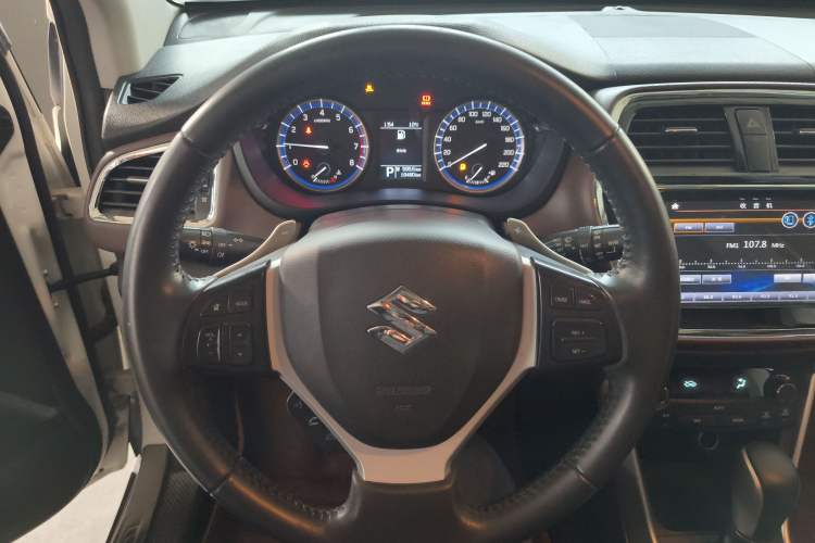 Used Suzuki Vitara S-Cross 2017 1.6L CVT Two-Wheel Drive Urban Advanced Model
