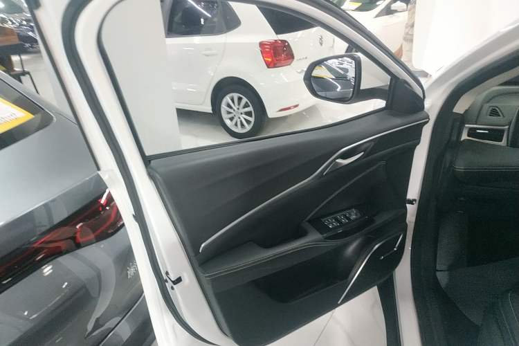 Used NETA U 2022 Zhi400 Pro Lithium Iron Phosphate
