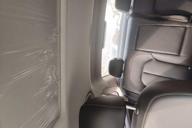 Used Roewe i6 2020 PLUS 1.6L CVT 4G Connected Glory Flagship Edition