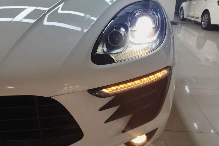 Used Porsche Macan 2017 Macan 2.0T
