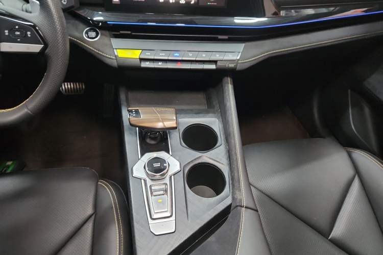 Used Changan UNI-V 2022 1.5T Sport Edition
