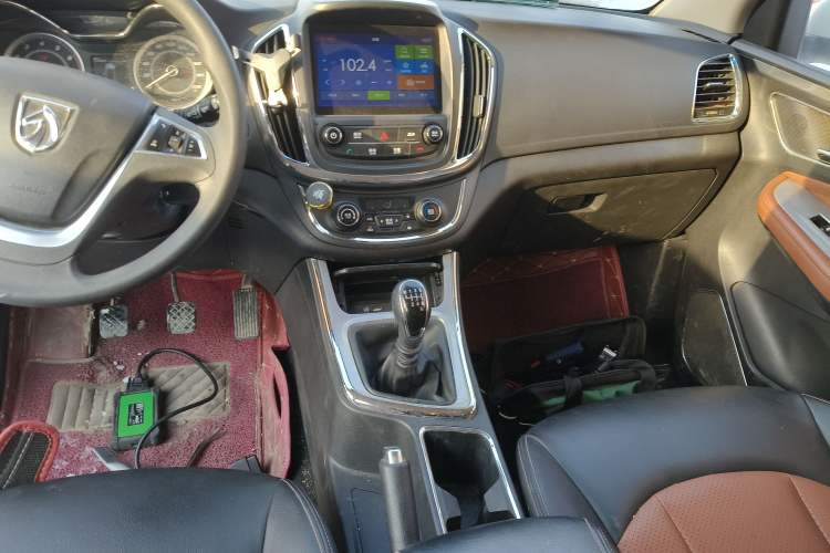 Used Baojun 560 2016 1.8L Manual Elite Version
