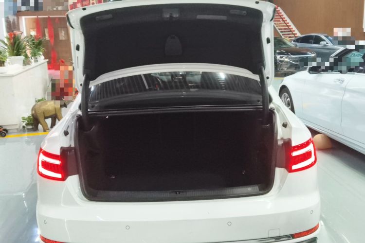 Used Audi A4L 2019 40 TFSI Ambition China VI