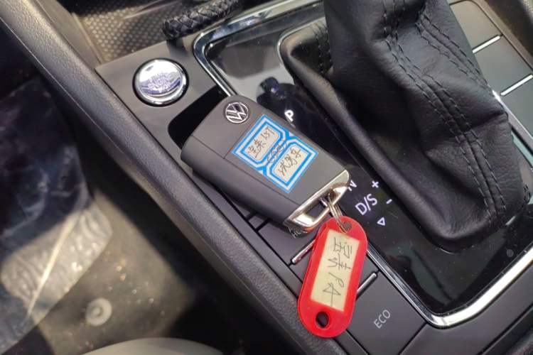 Used Volkswagen Bora 2023 300TSI DSG Prestige Edition
