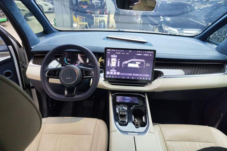 Used Zeekr 009 2022 WE Edition