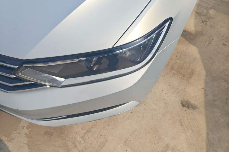 Used Volkswagen Magotan 2017 330TSI DSG Leading Model
