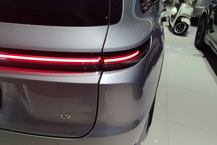 Used Li Auto L9 2022 Max model
