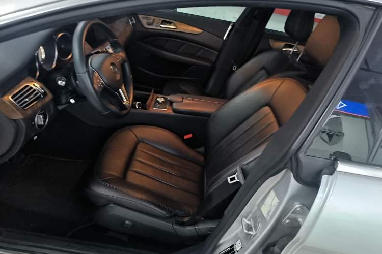 Used Mercedes-Benz CLS 2012 CLS 300 CGI