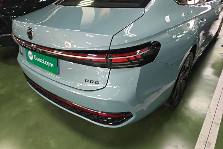 Used Volkswagen Passat 2025 Pro 380TSI Starry Dragon Luxury Edition
