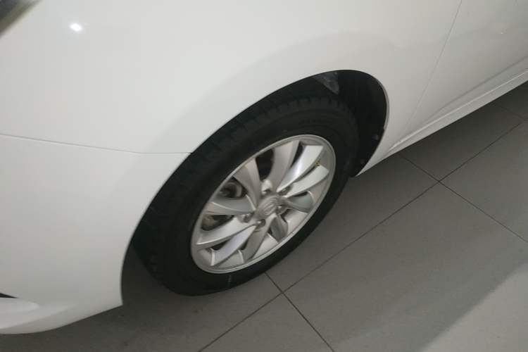 Used Changan Alsvin V7 2015 1.6L Manual Enjoyment Model China V Standard
