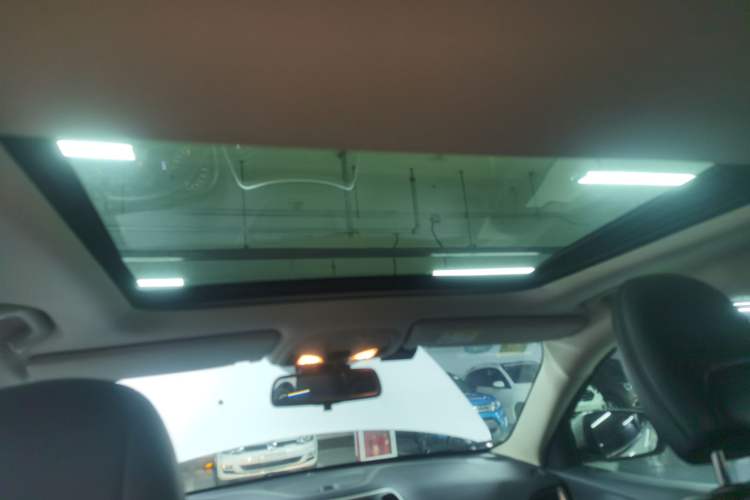 Used  Cherokee 2016 2.4L Leading Edition
