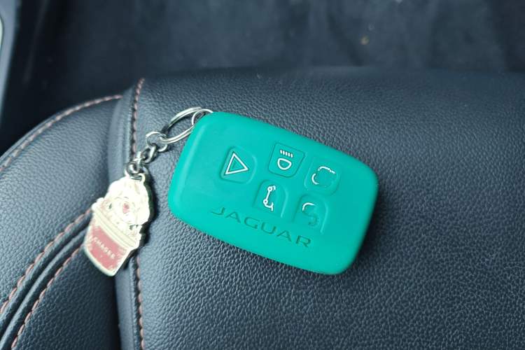 Used Jaguar XEL 2019 2.0T 200 PS Deluxe Edition
