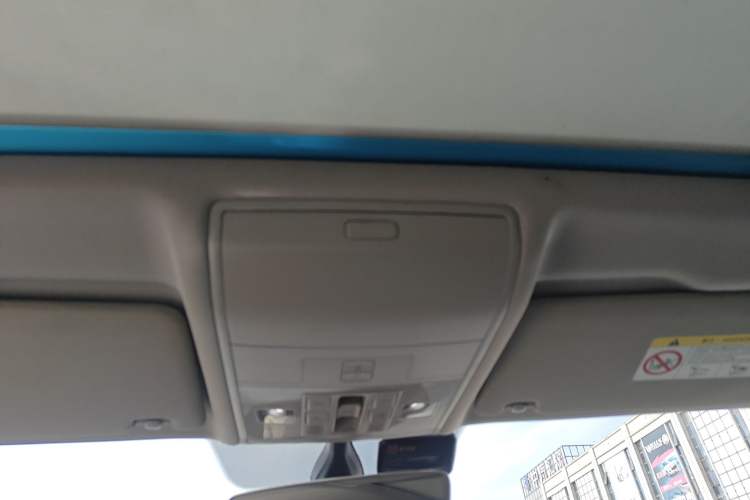 Used Volkswagen Tiguan L 2019 330TSI Automatic Two-Wheel Drive Smart Luxury Version China V Emission Standard