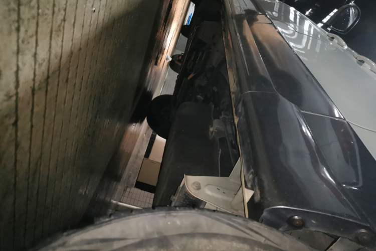 Used Jinbei Gold Hiace M Classic 2022 Panda Edition 1.5L Travel Lion Passenger Van 6 Seats