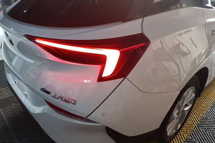 Used Buick Velite 6 2022 Connected & Shared PLUS