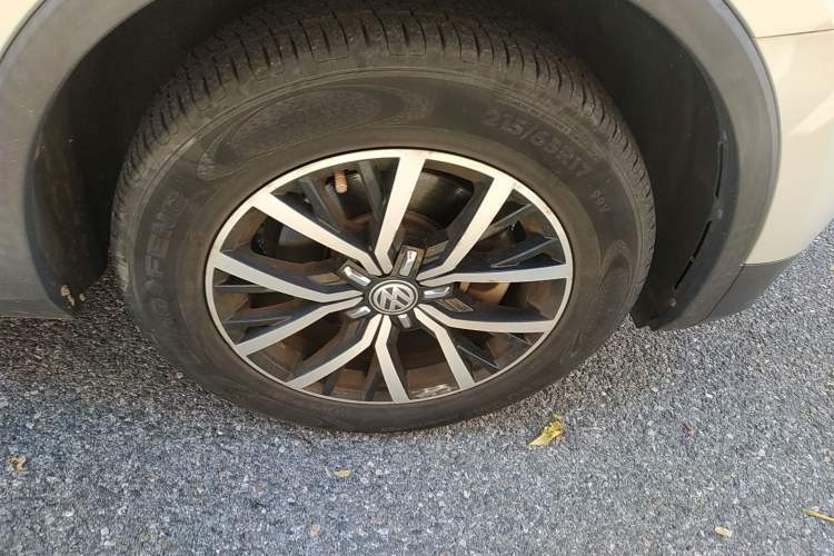 Used Volkswagen Tiguan L 2018 330TSI Automatic Two-Wheel Drive Luxury Edition