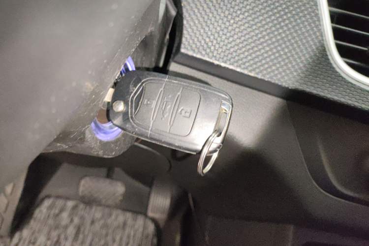 Used Baojun 730 2019 1.5T CVT Fashion Model 7 Seats China V Emission Standard
