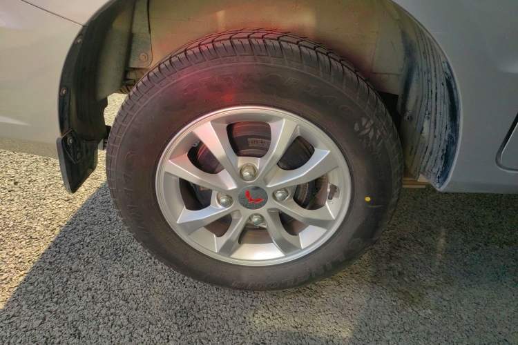 Used Wuling Hongguang V 2022 1.5L Enjoy Edition Electric-Powered LAR
