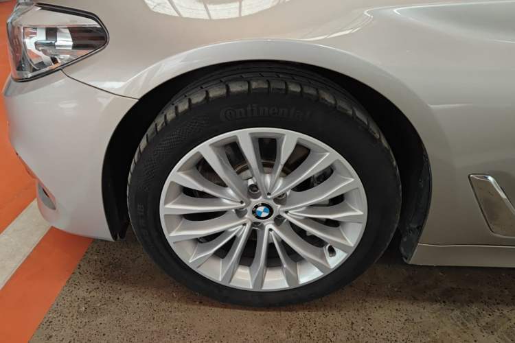 Used BMW 5 Series 2018 Revised Version 530Li Leading Edition Luxury Package