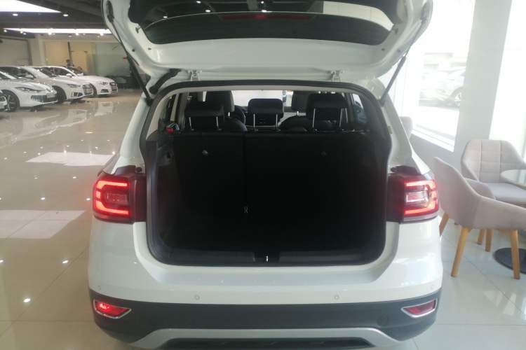 Used Volkswagen Tacqua 2023 200TSI DSG Joy-Connect Edition