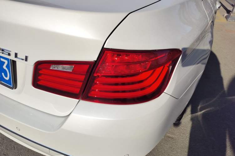 Used BMW 5 Series 2014 525Li Luxury Design Package
