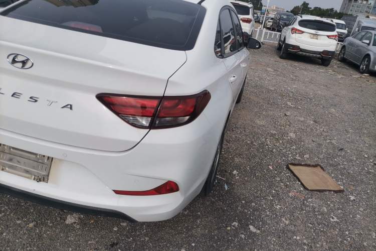 Used Hyundai Celesta 2018 1.6L Automatic GL Enjoyment Version China V Standard