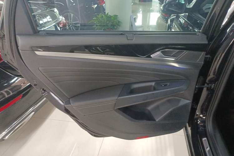 Used Volkswagen Passat 2022 330TSI Luxury Edition
