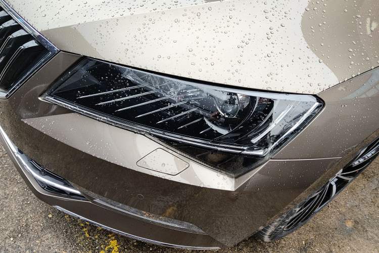 Used Skoda Superb 2016 TSI280 DSG Champion Edition
