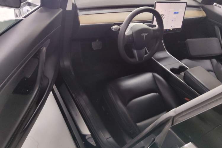 Used Tesla Model 3 2020 Revised Version Standard Range Rear-Wheel Drive – Upgraded Edition
