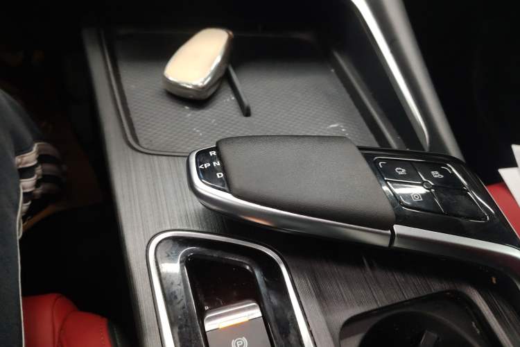 Used Changan UNI-T 2020 1.5T Prestige Version