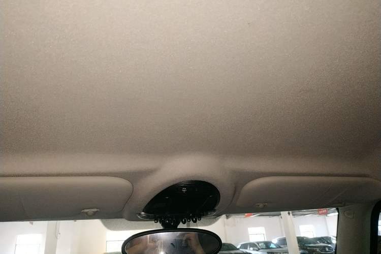 Used  MINI 2011 1.6L ONE