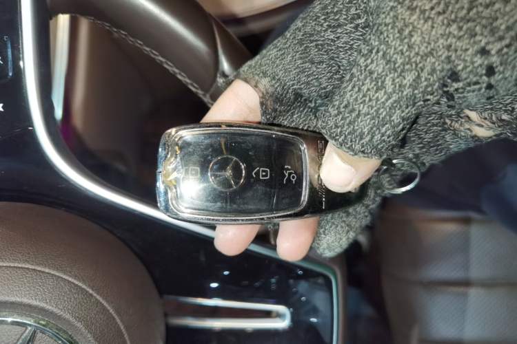 Used Mercedes-Benz E-Class 2021 E 300 L Premium Edition
