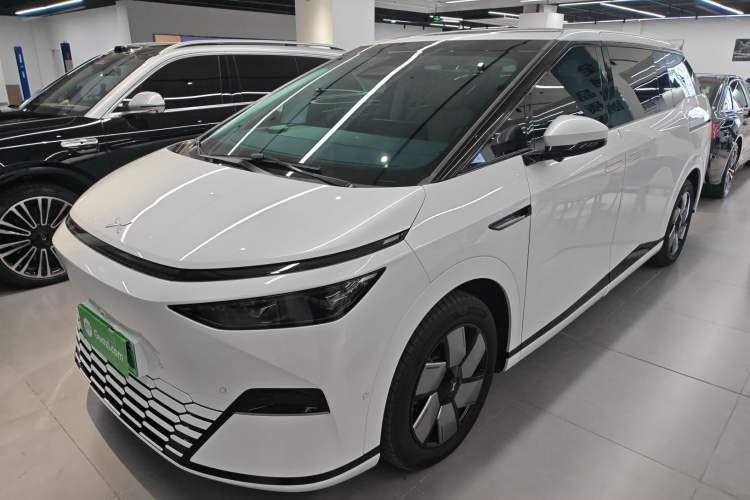 Used XPeng X9 2024 702 Ultra-Long Range Max