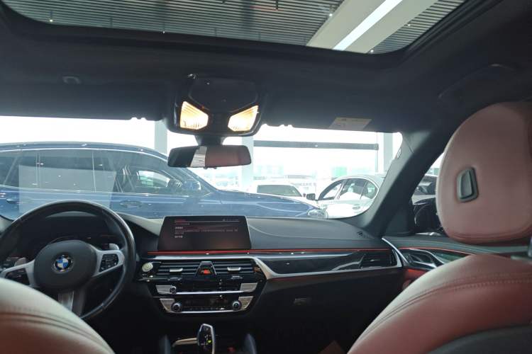 Used BMW 5 Series 2020 530Li Leading Model M Sport Package
