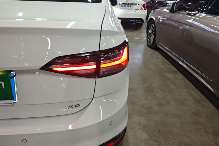 Used Volkswagen Lavida 2023 New Sharp 1.5L Automatic Excellent New Edition