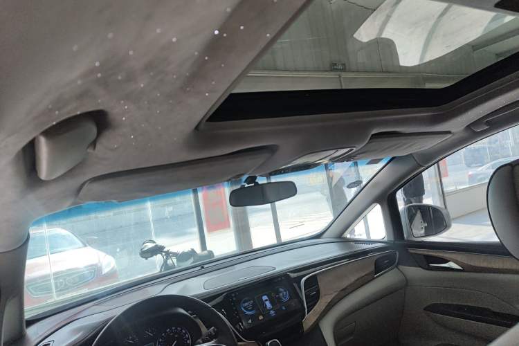 Used Buick GL8 2018 ES 28T Comfort Model China VI Standard