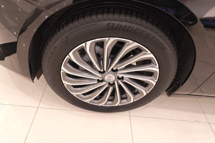 Used Buick LaCrosse 2024 28T Luxury Edition
