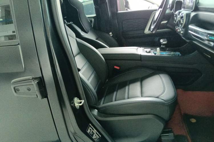 Used Beijing Auto BJ40 2024 2.0D Blade Hero Glory Edition
