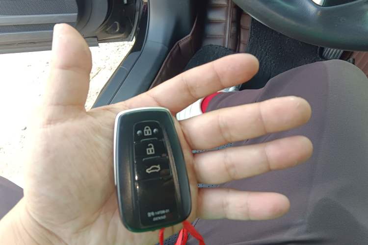 Used Toyota Avalon 2022 Dual-Engine 2.5L Luxury Edition