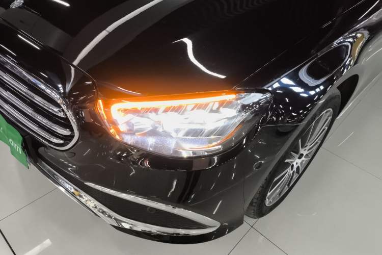 Used Mercedes-Benz E-Class 2023 E 260 L
