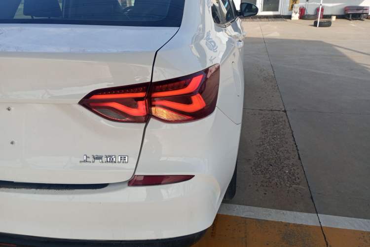 Used Chevrolet Monza 2022 320 Automatic Enjoyment Sunroof Version
