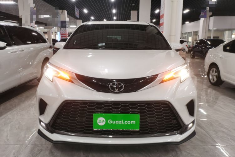 Used Toyota Granvia 2024 2.5L Hybrid Prestige PLUS Edition
