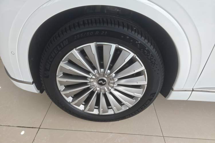 Used ONVO Luxeed L90 